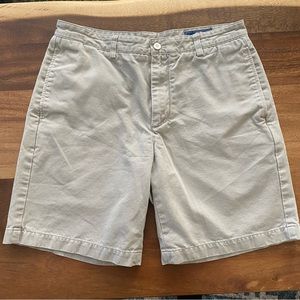 Vineyard Vines Shorts Size 32